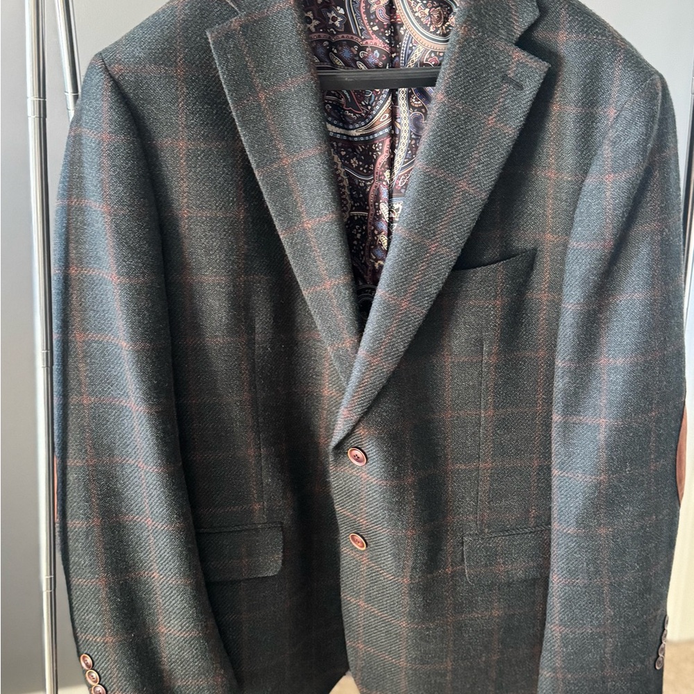 TALLIA Gray Sport Coat with Windowpane Pattern
